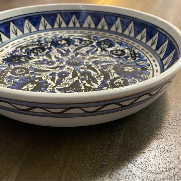 Arminian hand painted serving dish - Picture 2 of 2